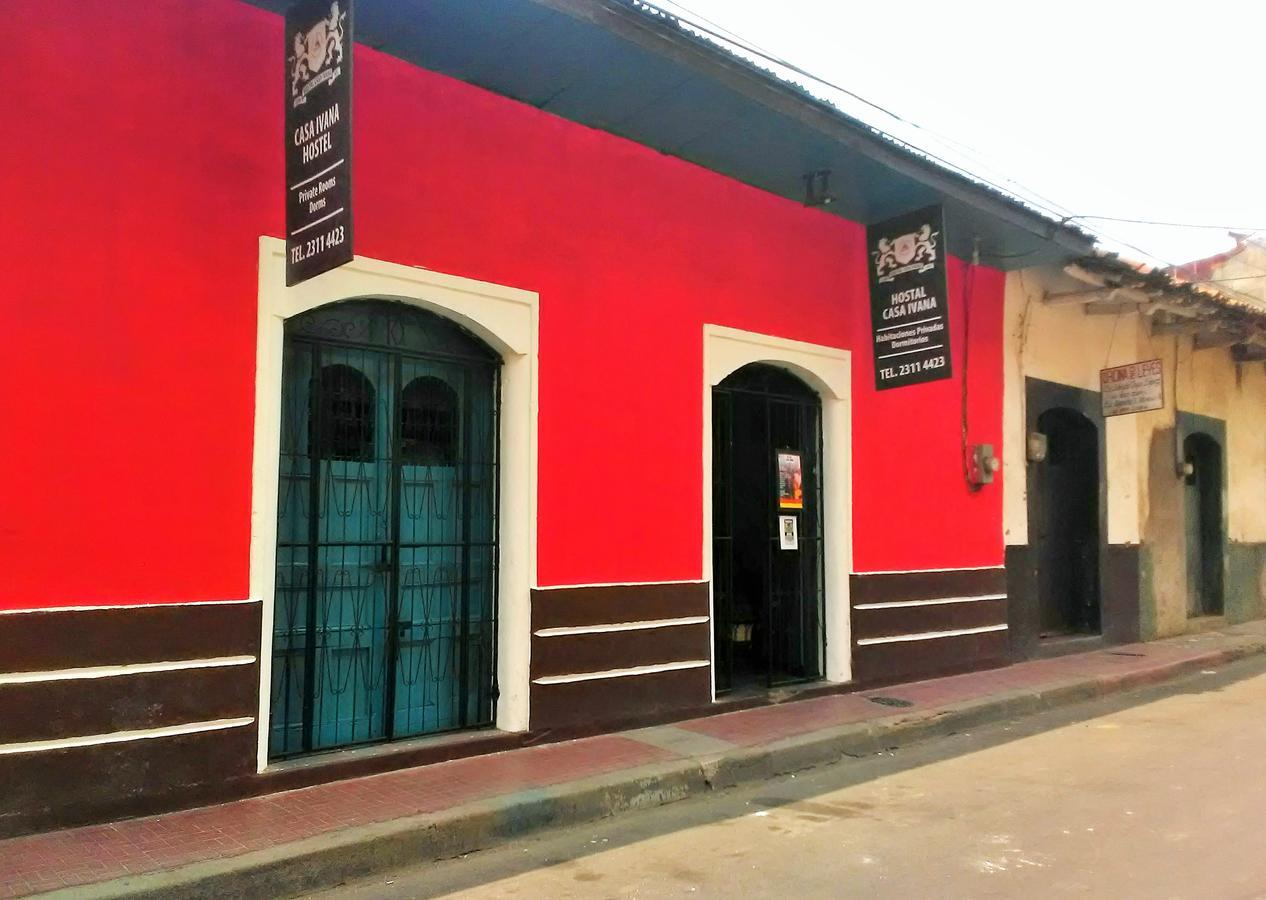 Hostal Casa Ivana León Eksteriør billede