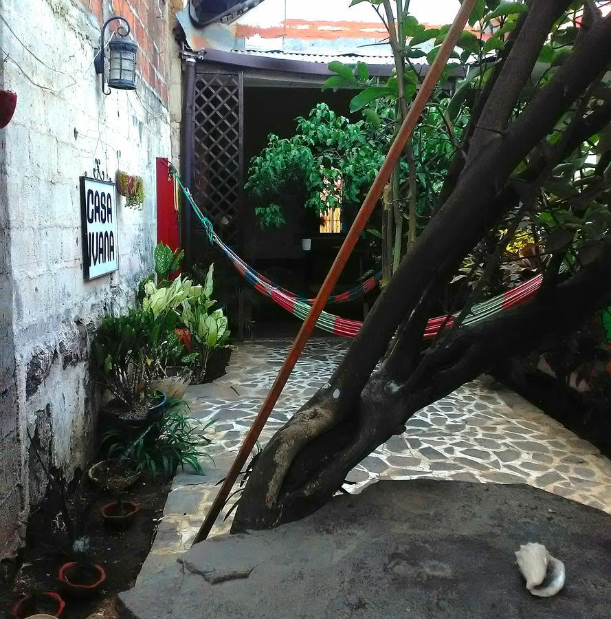 Hostal Casa Ivana León Eksteriør billede