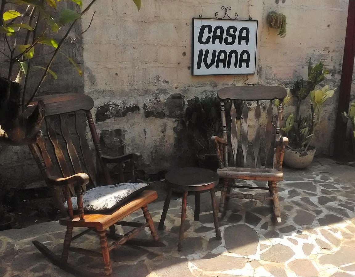 Hostal Casa Ivana León Eksteriør billede