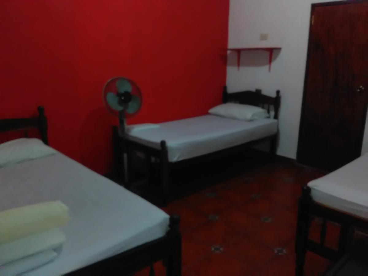 Hostal Casa Ivana León Eksteriør billede