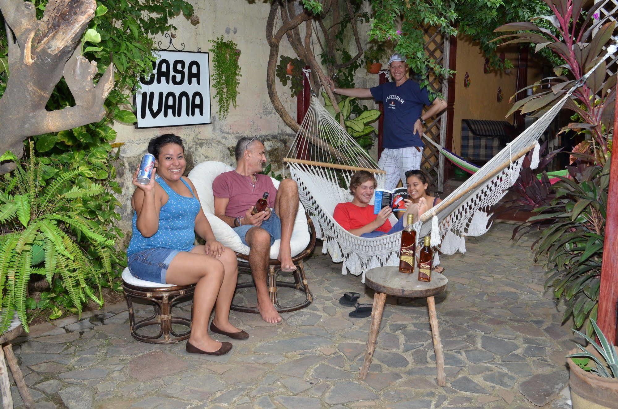 Hostal Casa Ivana León Eksteriør billede